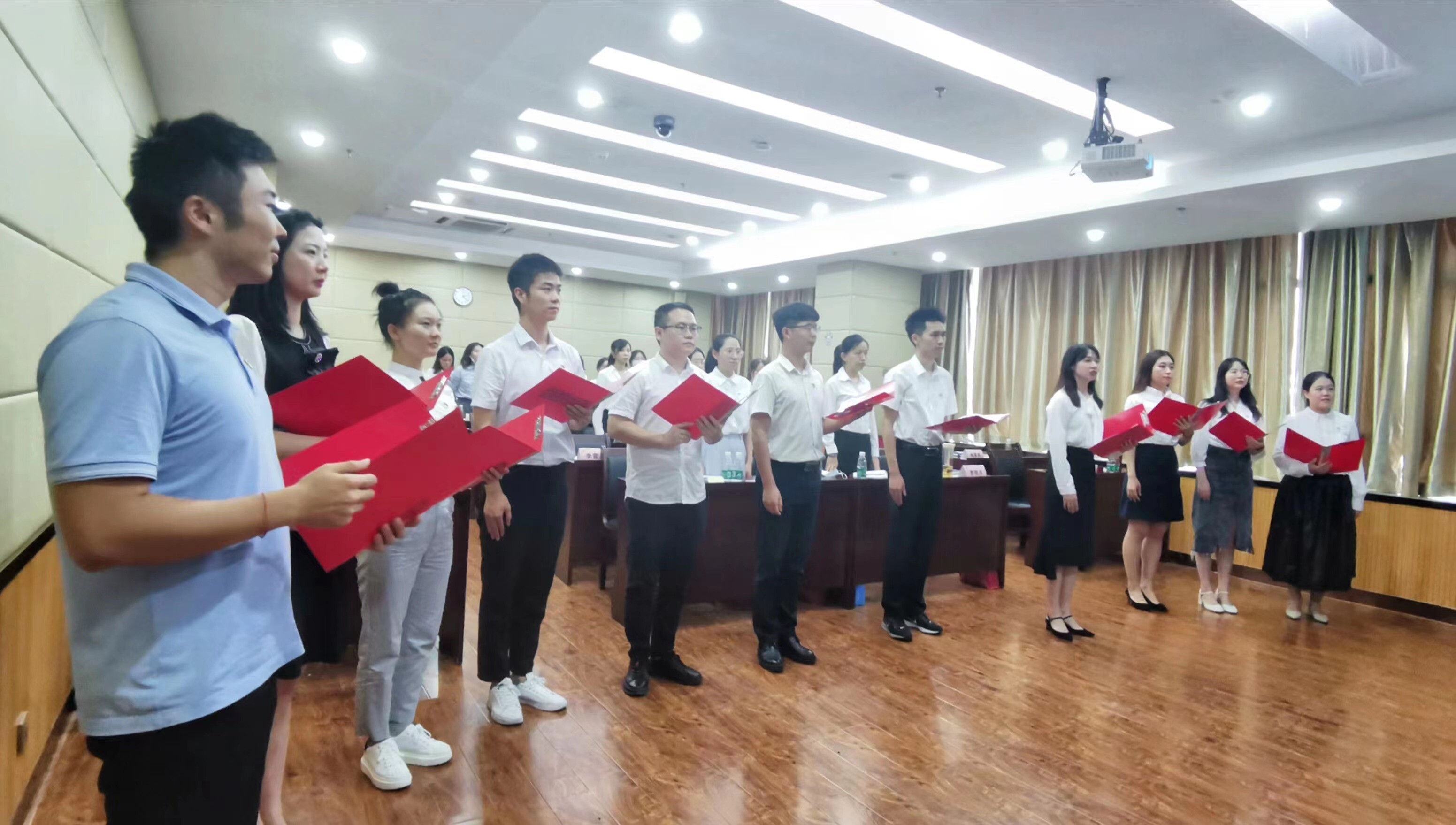 +雏鹰砺羽 - 副本(1)_4